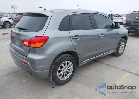 2011 Mitsubishi Outlander Sport Es z USA, uszkodzony, nr VIN JA4AP3AU7BZ014604
